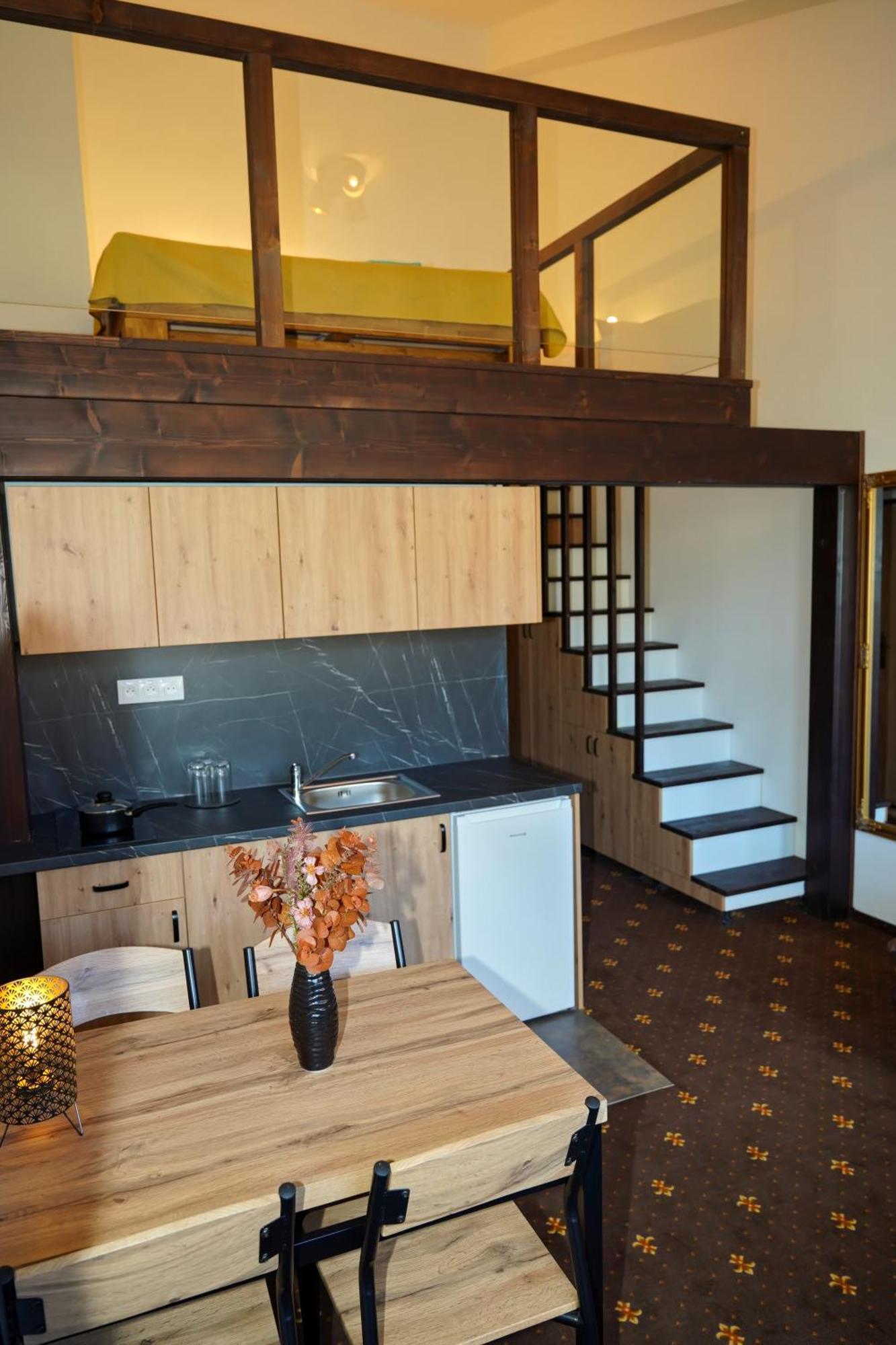 Hotel Raj Dedinky Bagian luar foto