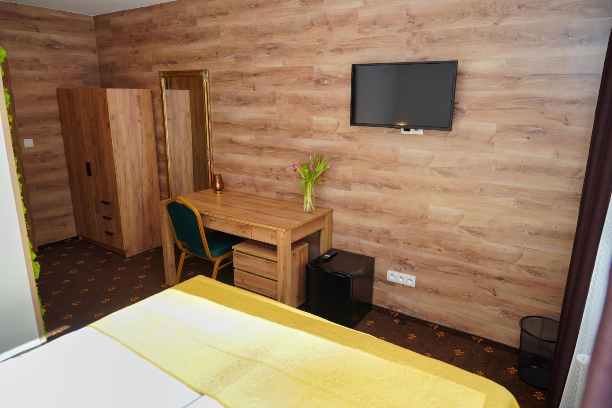 Hotel Raj Dedinky Bagian luar foto