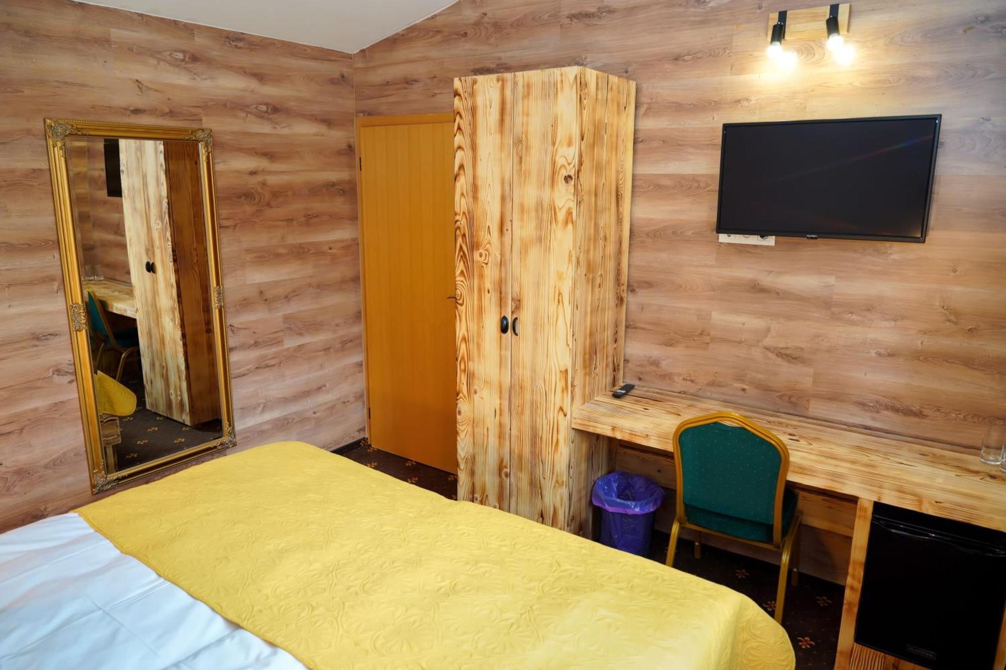 Hotel Raj Dedinky Bagian luar foto